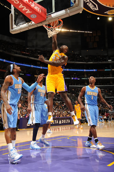 足球发展的 足球发展的