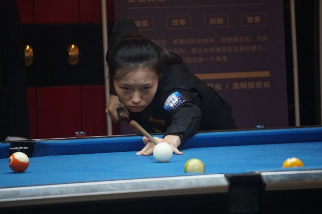 缺席了部分 缺席了部分