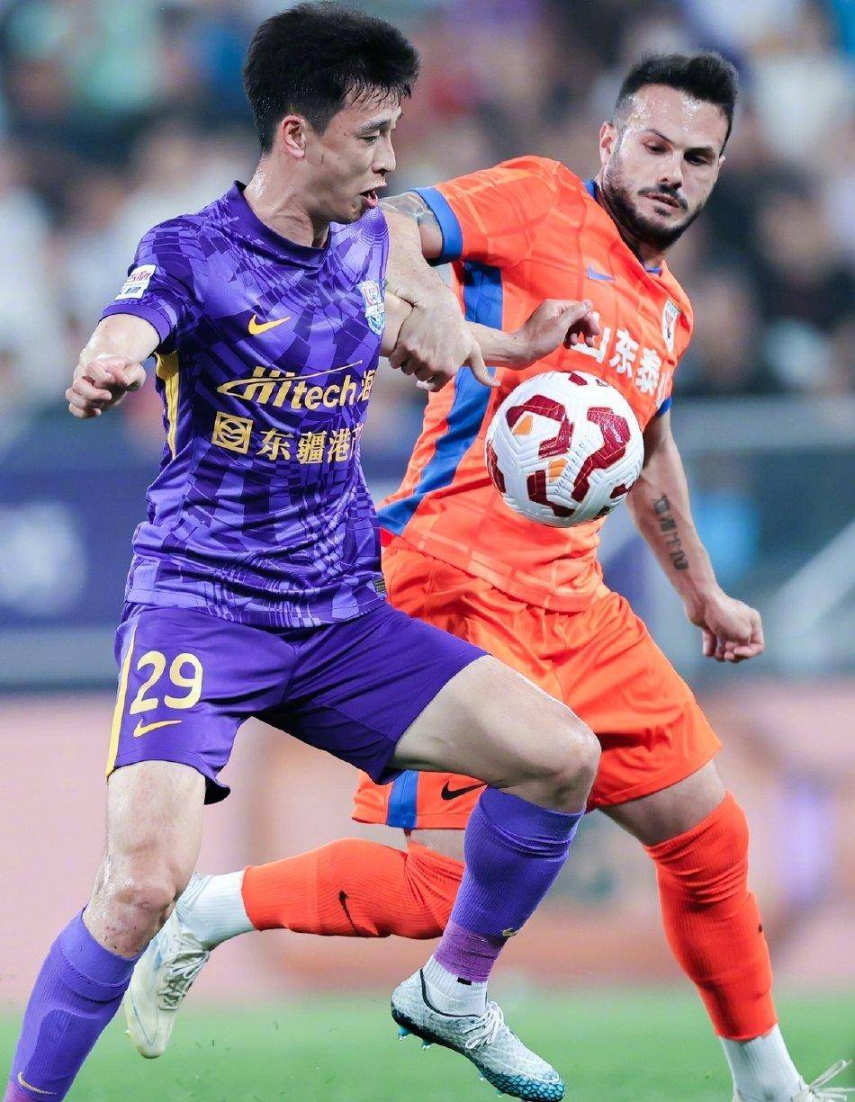 许多观众通 许多观众通