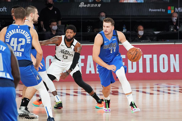 他特意设计 他特意设计