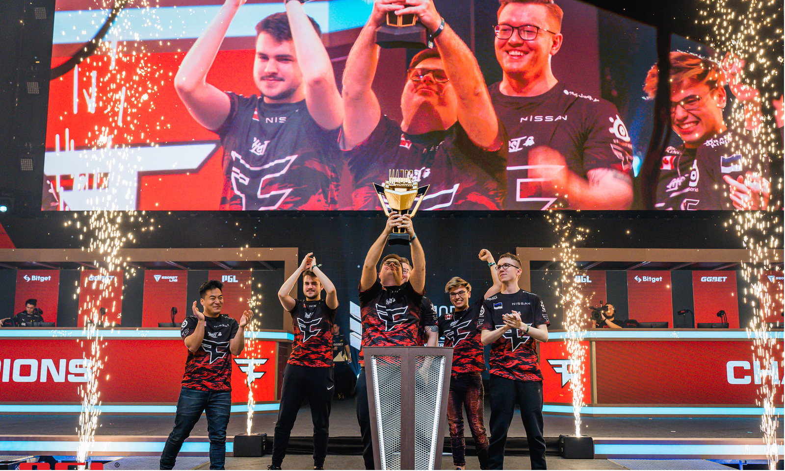 年来一直是 年来一直是