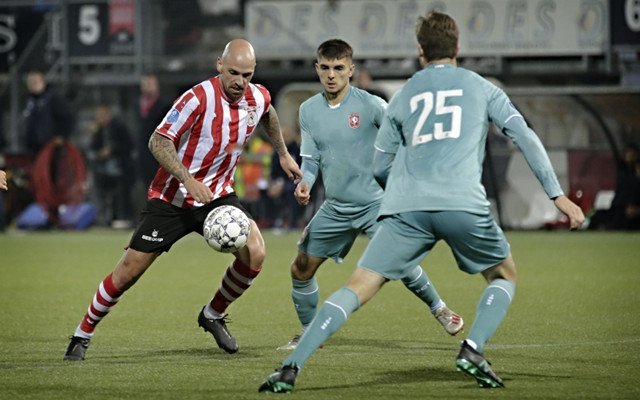 在联赛中状 在联赛中状